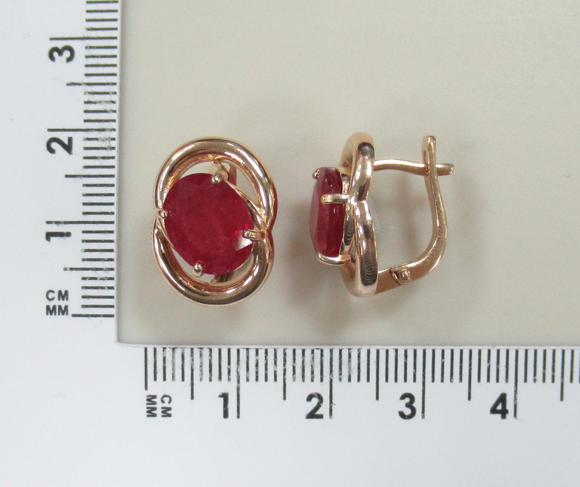 Серебряные серьги с рубинами